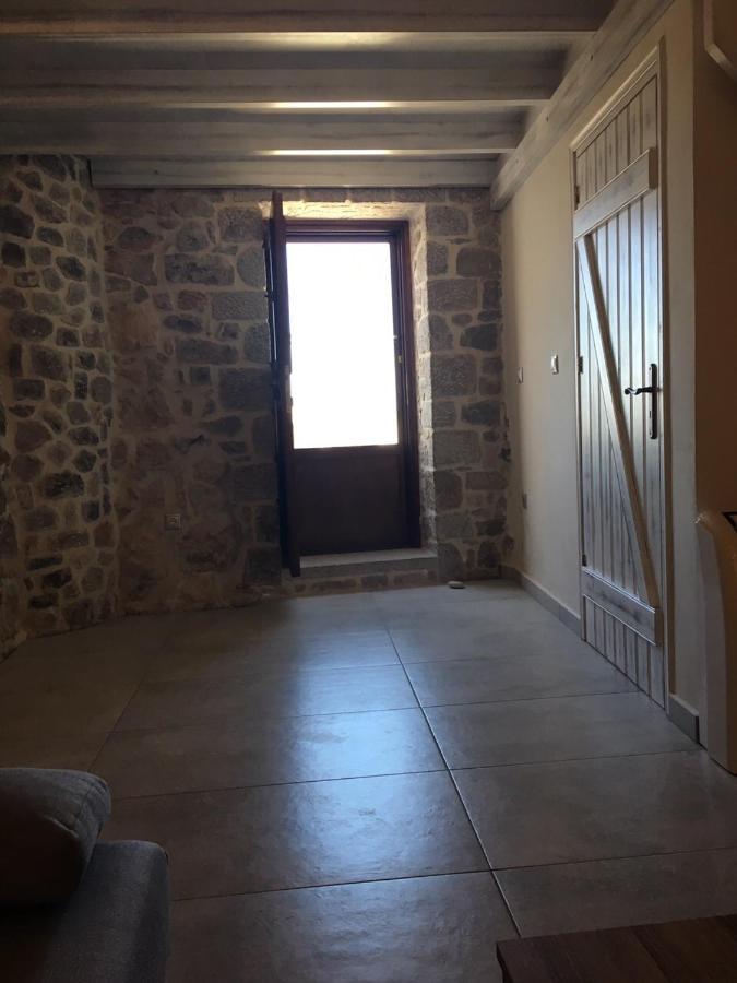 Elata Stone House Villa Exterior photo